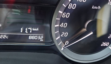 2013 Nisssan Pulsar STS turbo12.jpg